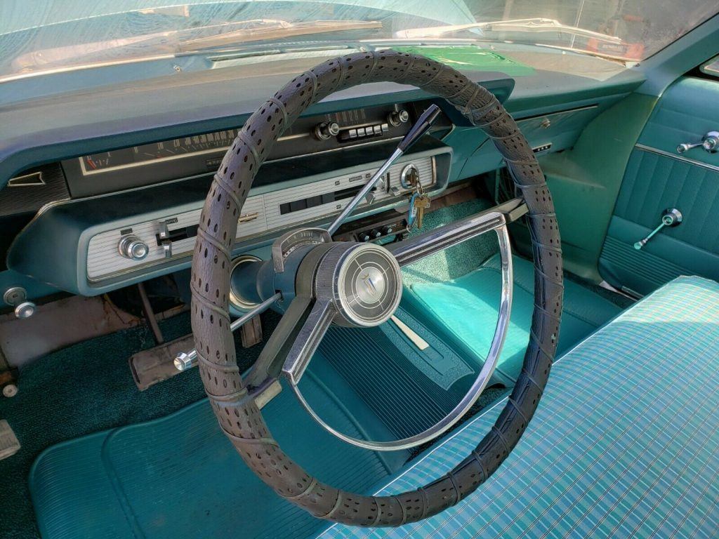 1966 Ford Galaxie 500 [barn find]