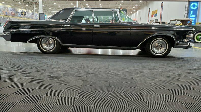 1963 Chrysler Imperial LeBaron