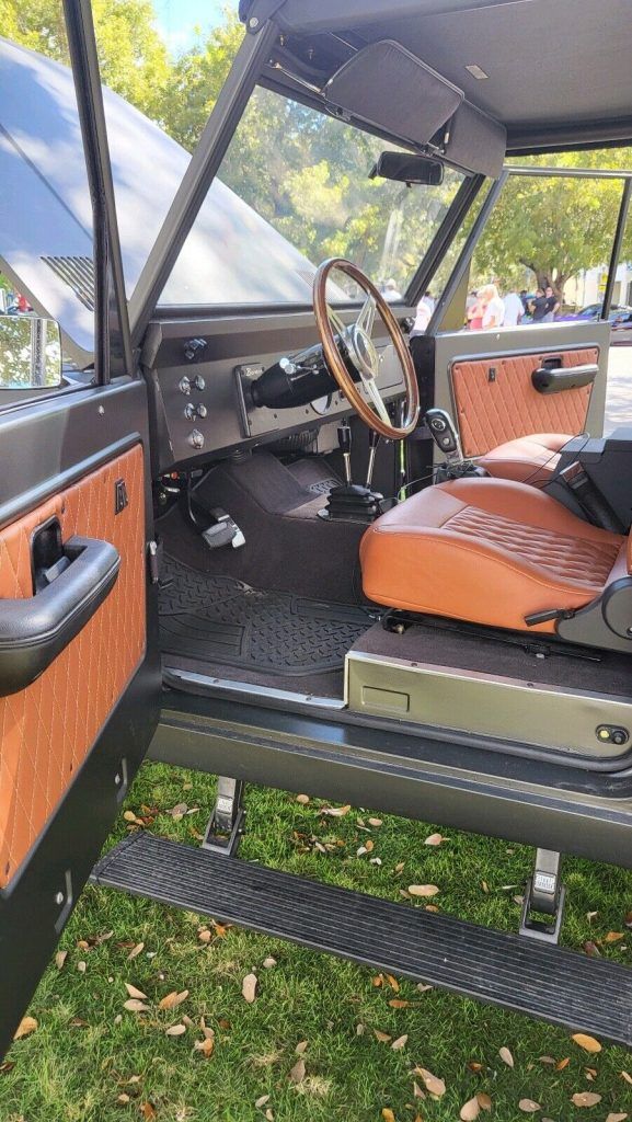 1968 Ford Bronco Satin dark grey