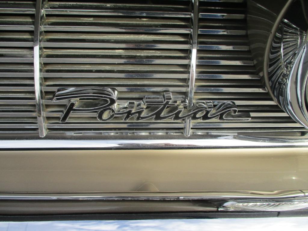 1961 Pontiac Catalina –