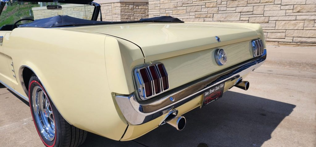 1966 Ford Mustang 2 door