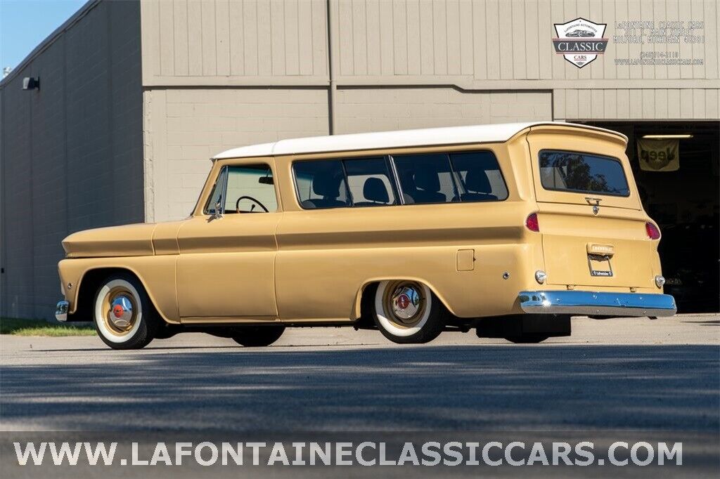1966 Chevrolet Suburban LS