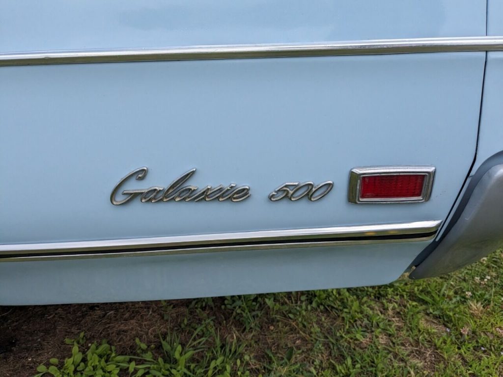 1969 Ford Galaxy 500 4-Door Sedan