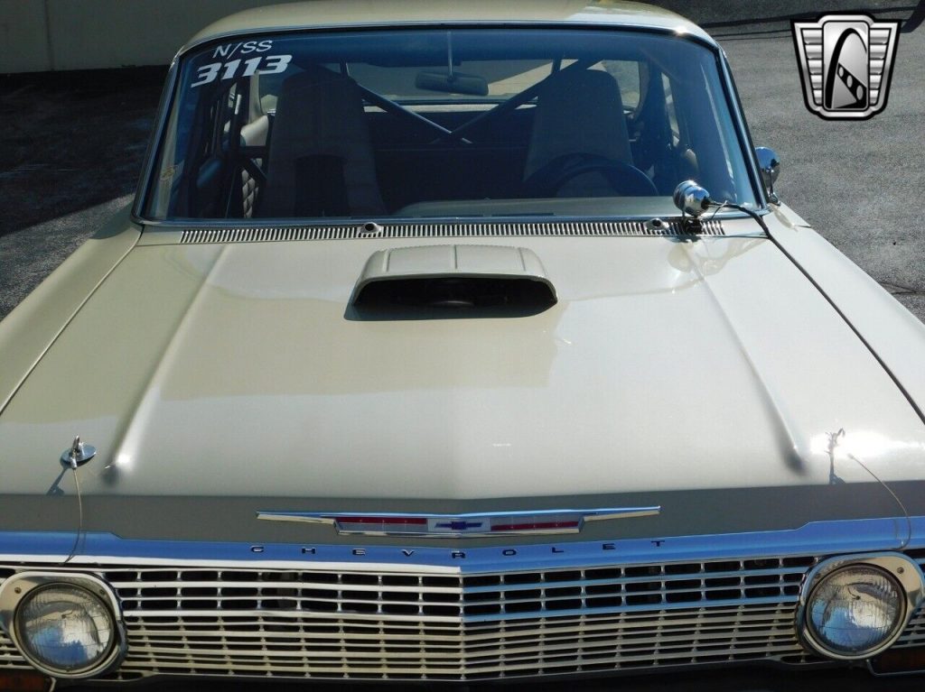 1963 Chevrolet Biscayne 2 Door Sedan
