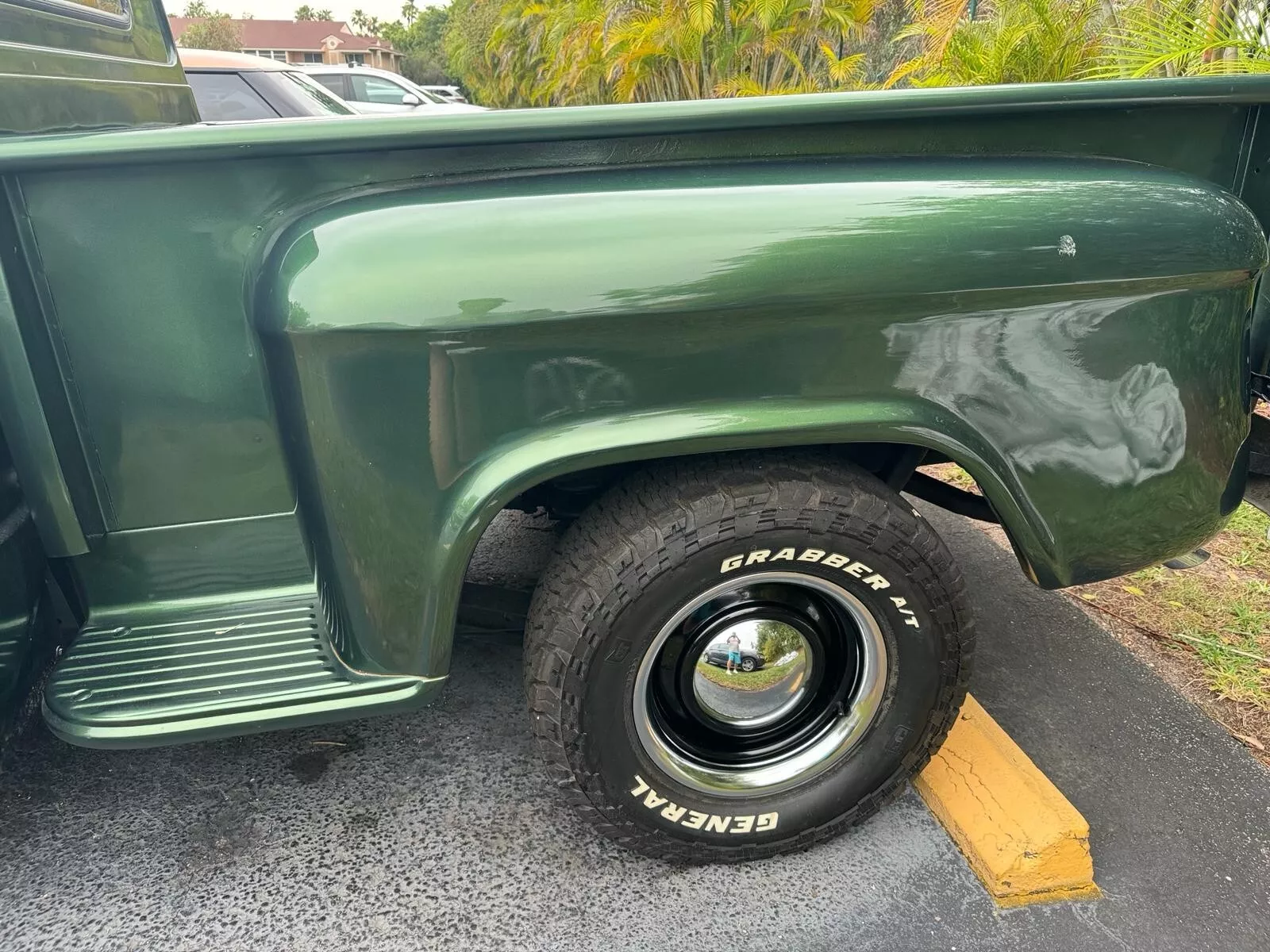 1960 Chevrolet Pickups