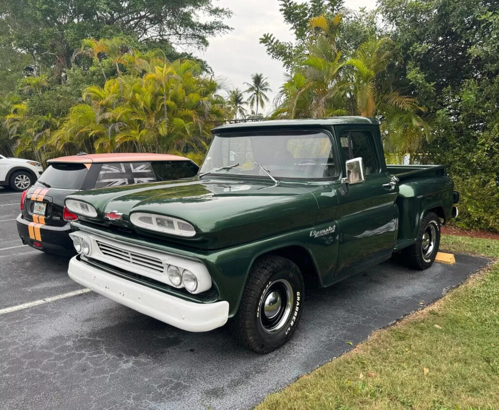 1960 Chevrolet Pickups