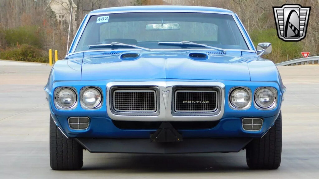 1969 Pontiac Firebird HO