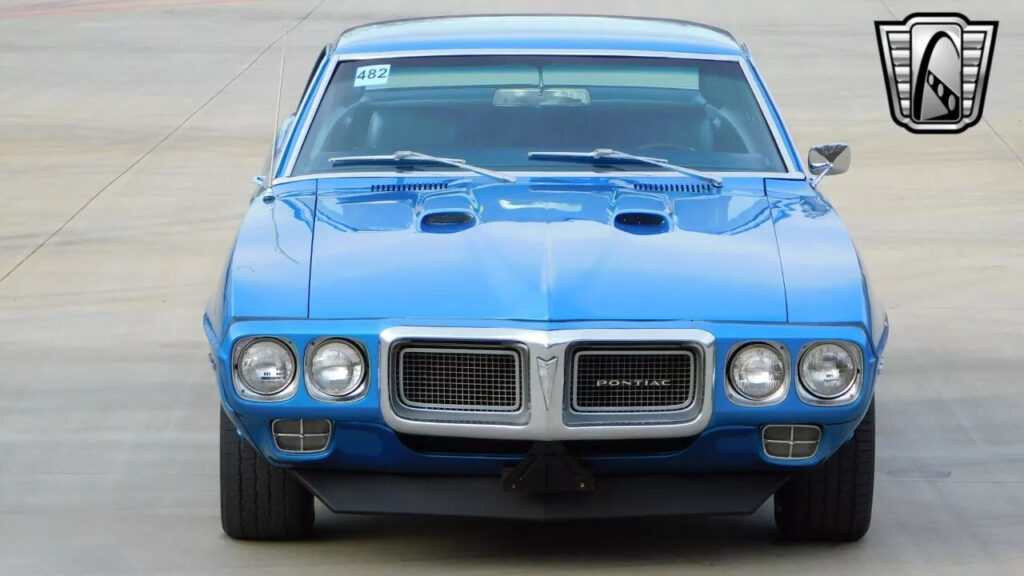 1969 Pontiac Firebird HO