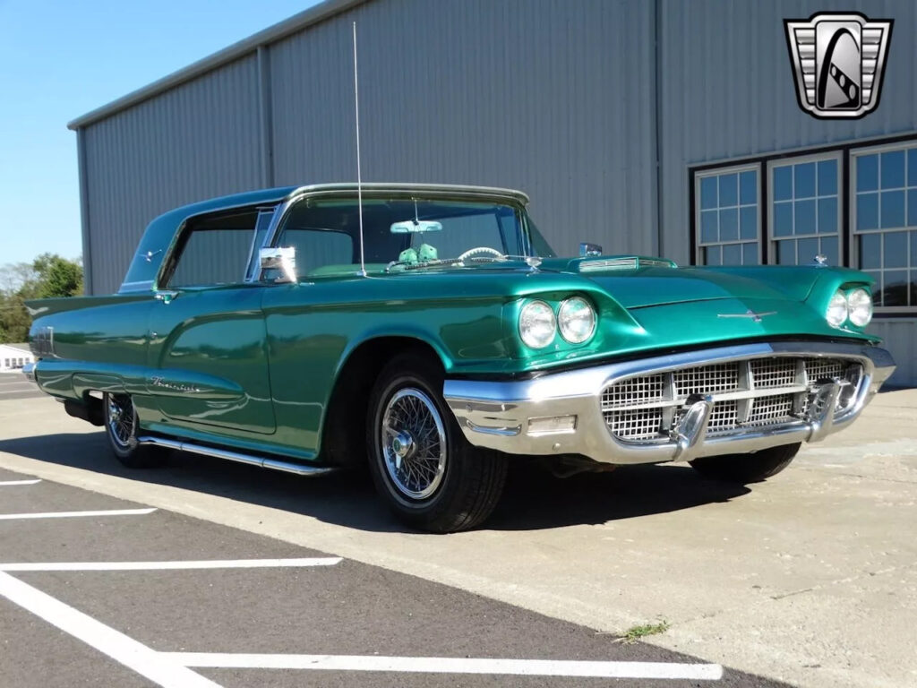 1960 Ford Thunderbird