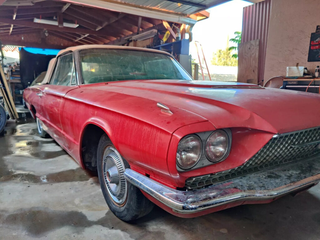 1966 Ford Thunderbird