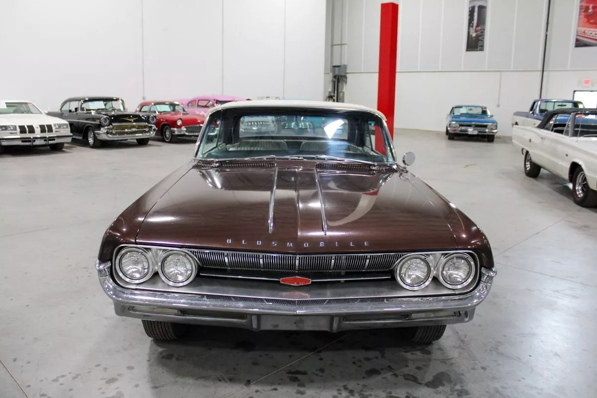 1961 Oldsmobile Starfire Convertible