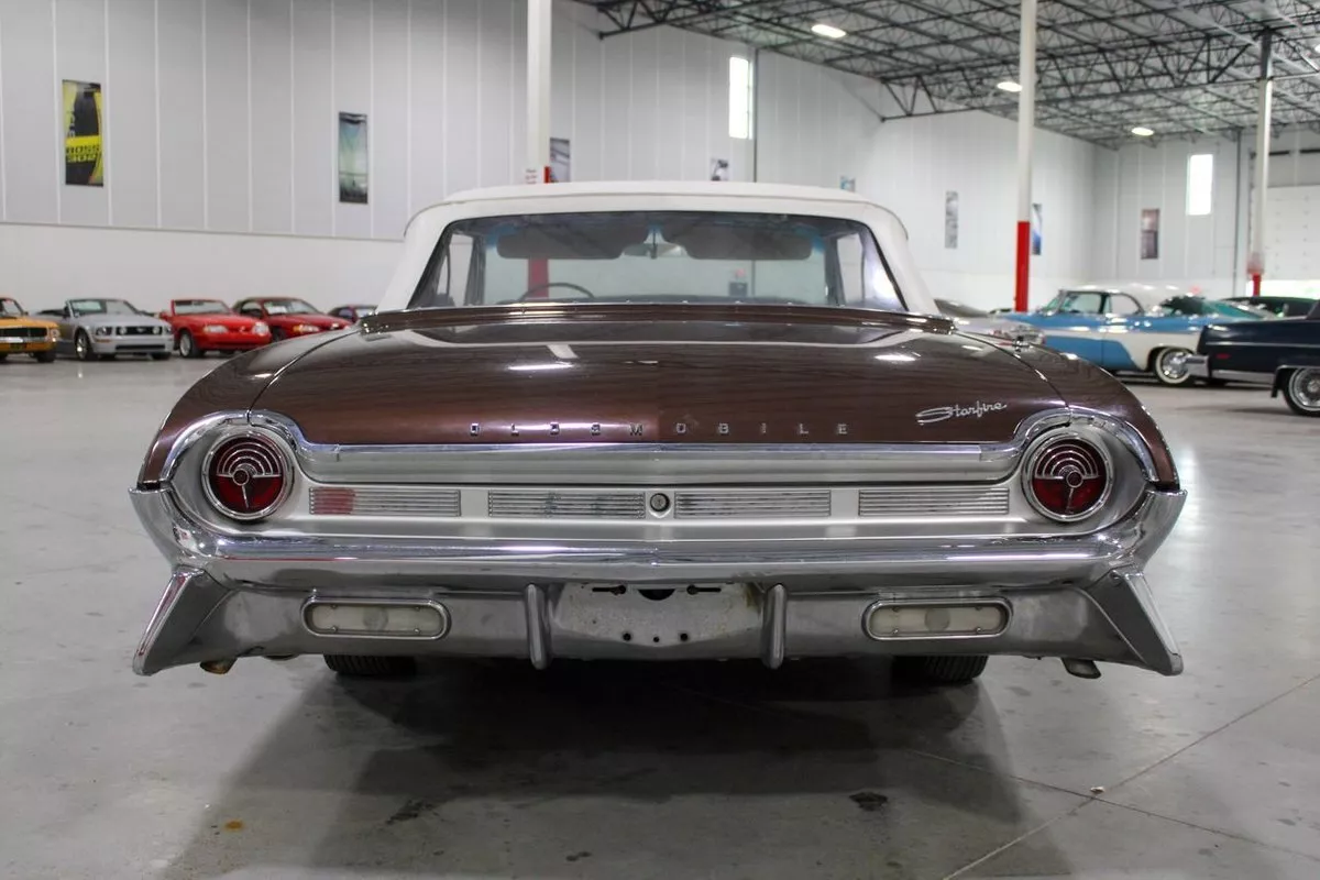 1961 Oldsmobile Starfire Convertible