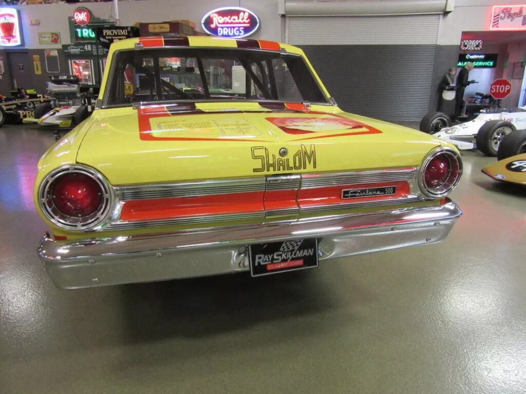 1964 Ford Fairlane Thunderbolt