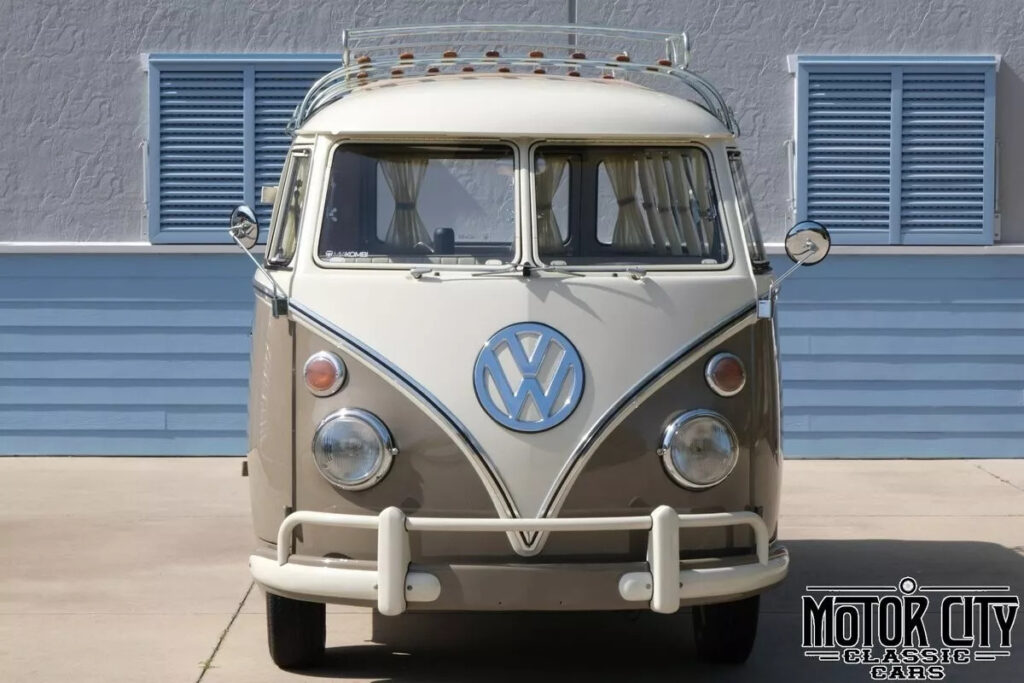 1965 Volkswagen Microbus Camper