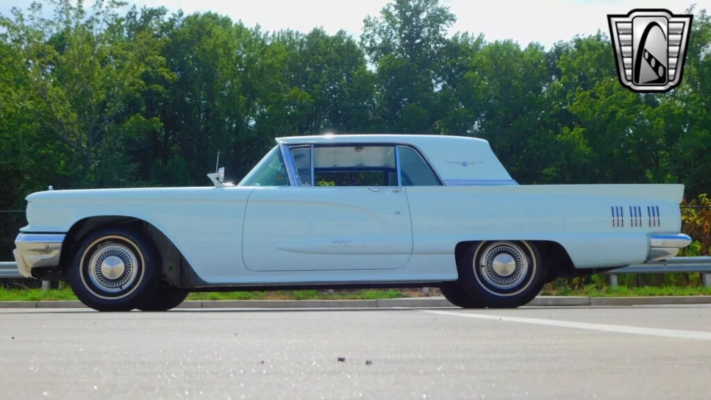 1960 Ford Thunderbird