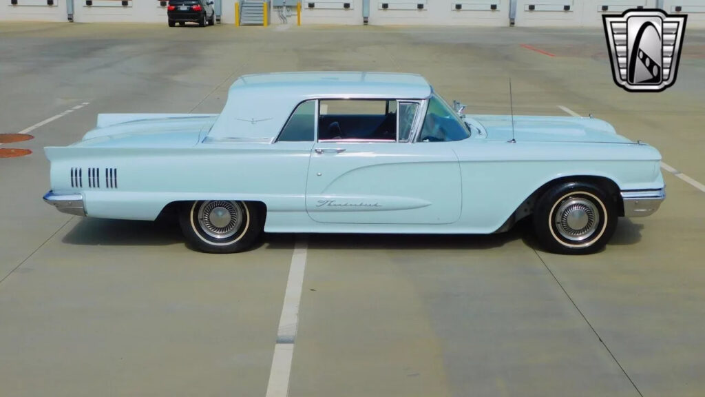 1960 Ford Thunderbird