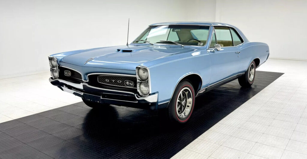 1967 Pontiac GTo Coupe