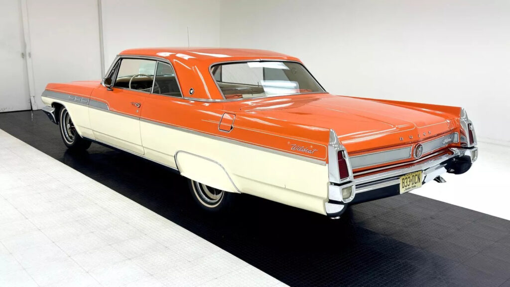 1963 Buick Wildcat 2 Door Hardtop