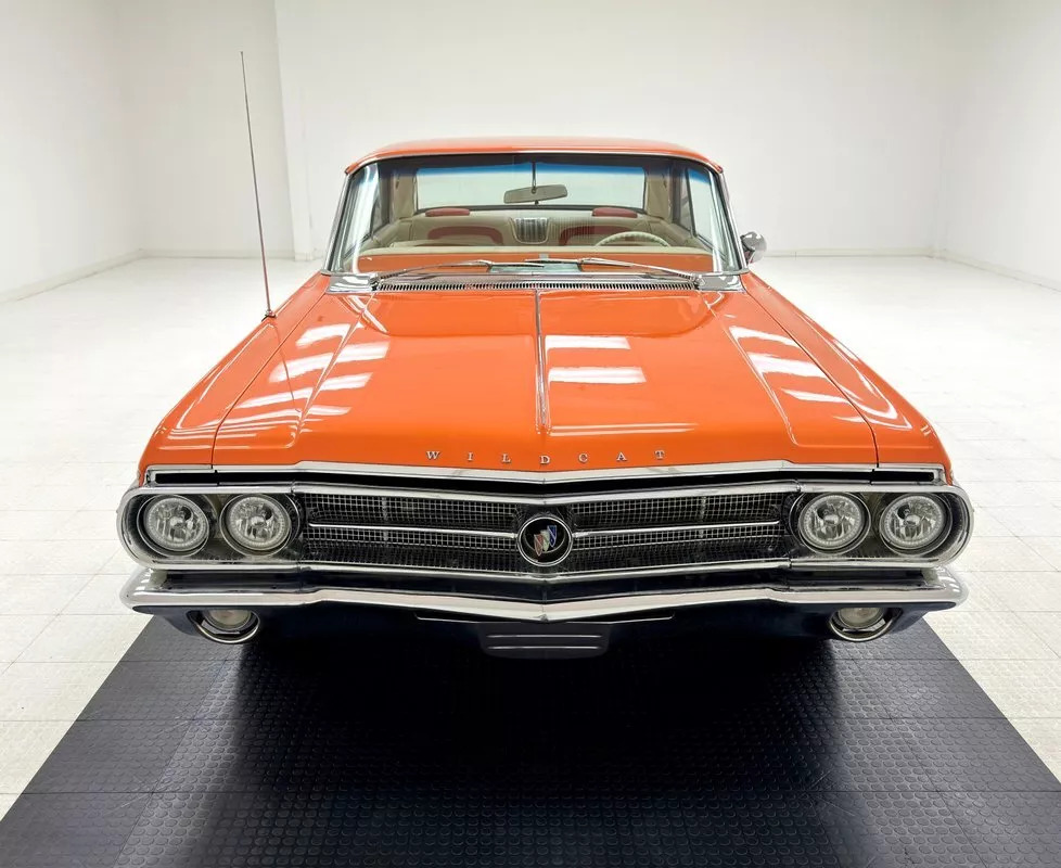 1963 Buick Wildcat 2 Door Hardtop