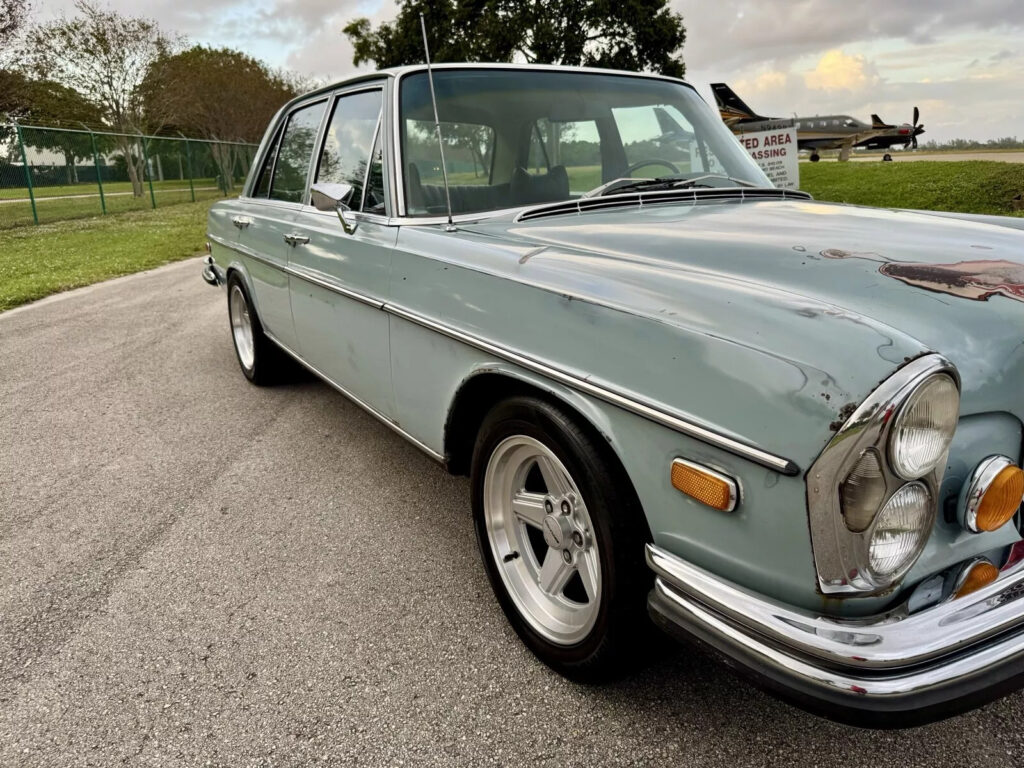 1969 Mercedes-Benz 280 S AmG 5.3 LS Swapped