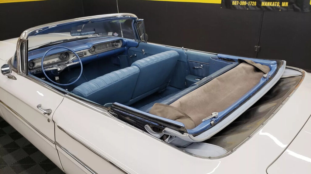 1960 Oldsmobile Super 88 Convertible