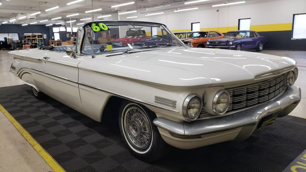 1960 Oldsmobile Super 88 Convertible