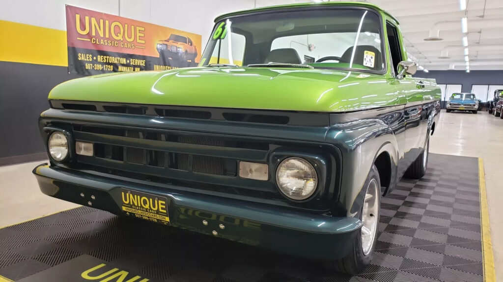 1961 Ford F100 Street Rod