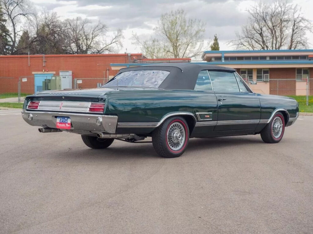 1965 Oldsmobile Cutlass 442 Frame-Off Restored | Forest Mist Green