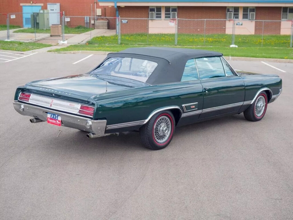 1965 Oldsmobile Cutlass 442 Frame-Off Restored | Forest Mist Green