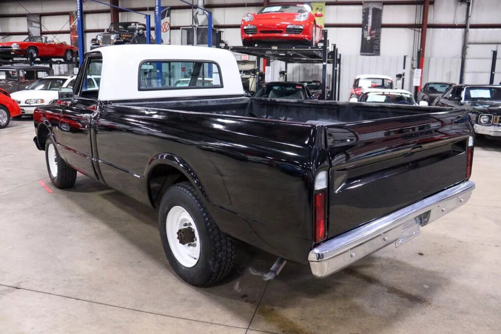 1967 GMC C2500