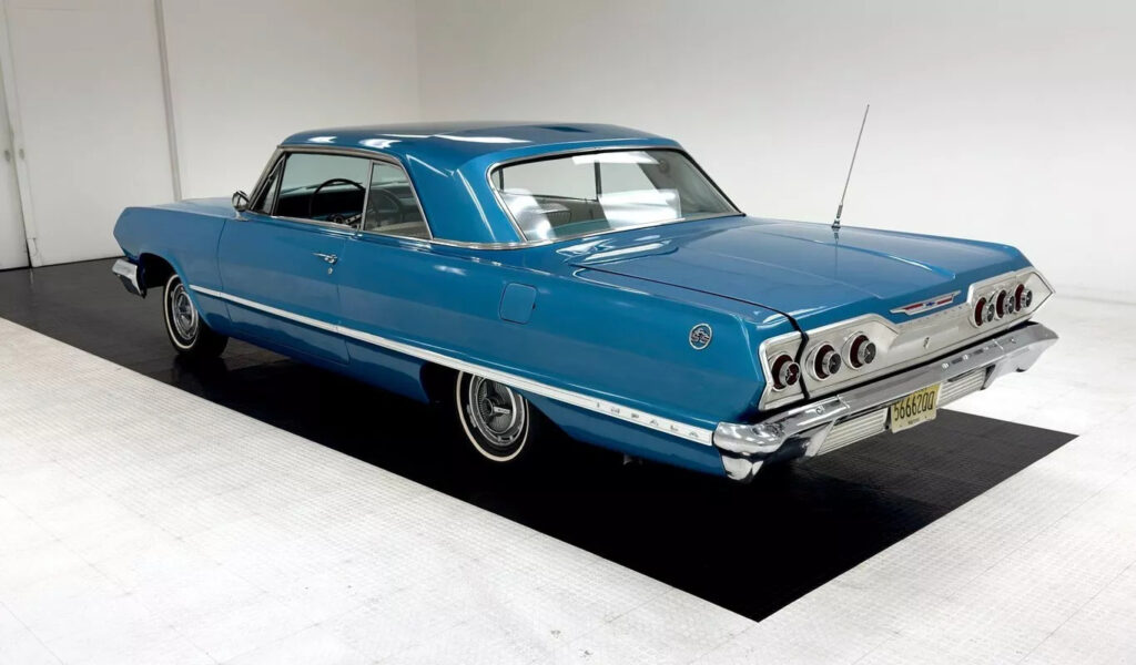 1963 Chevrolet Impala SS Hardtop