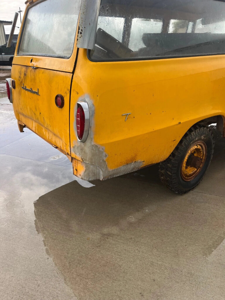 1960 International Harvester Travelall 120