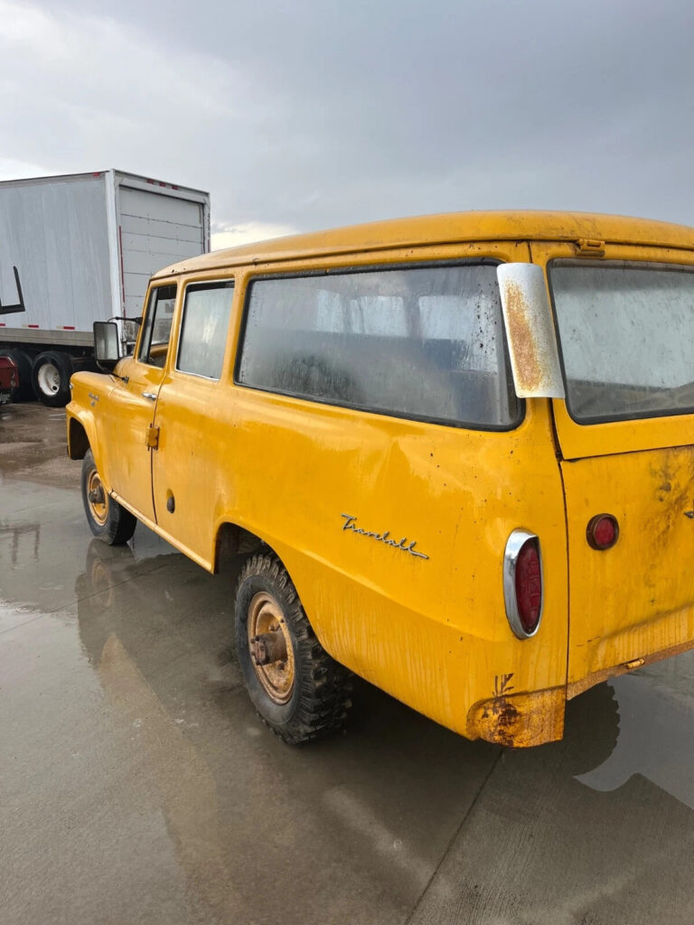 1960 International Harvester Travelall 120