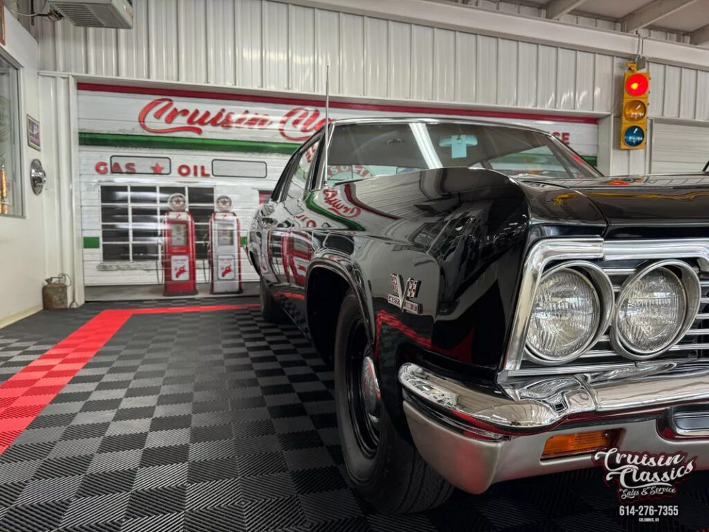 1966 Chevrolet Biscayne L72