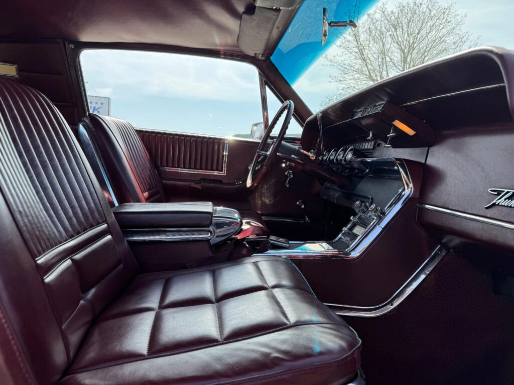 1966 Ford Thunderbird