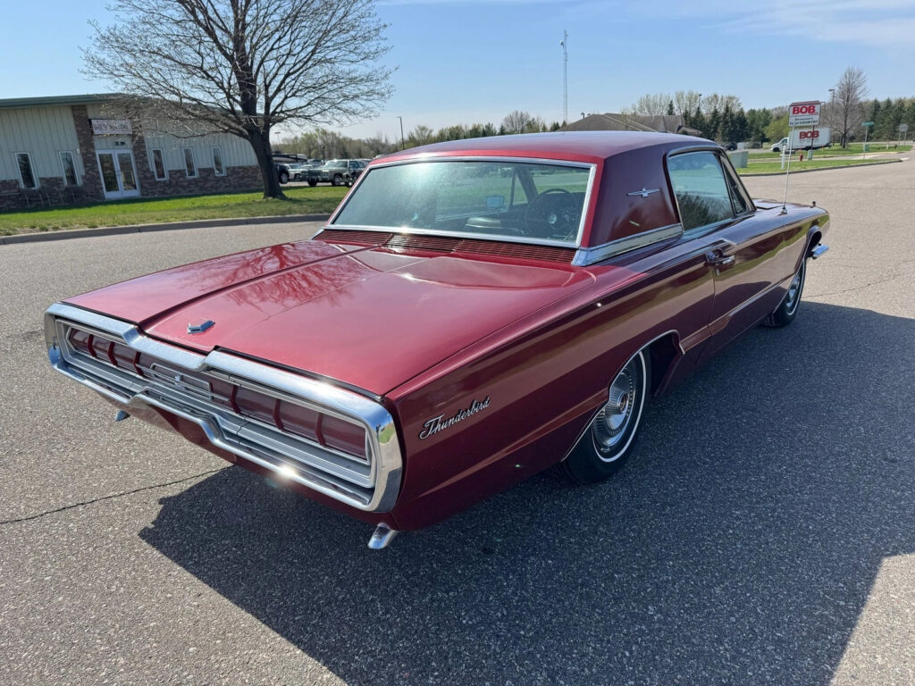 1966 Ford Thunderbird