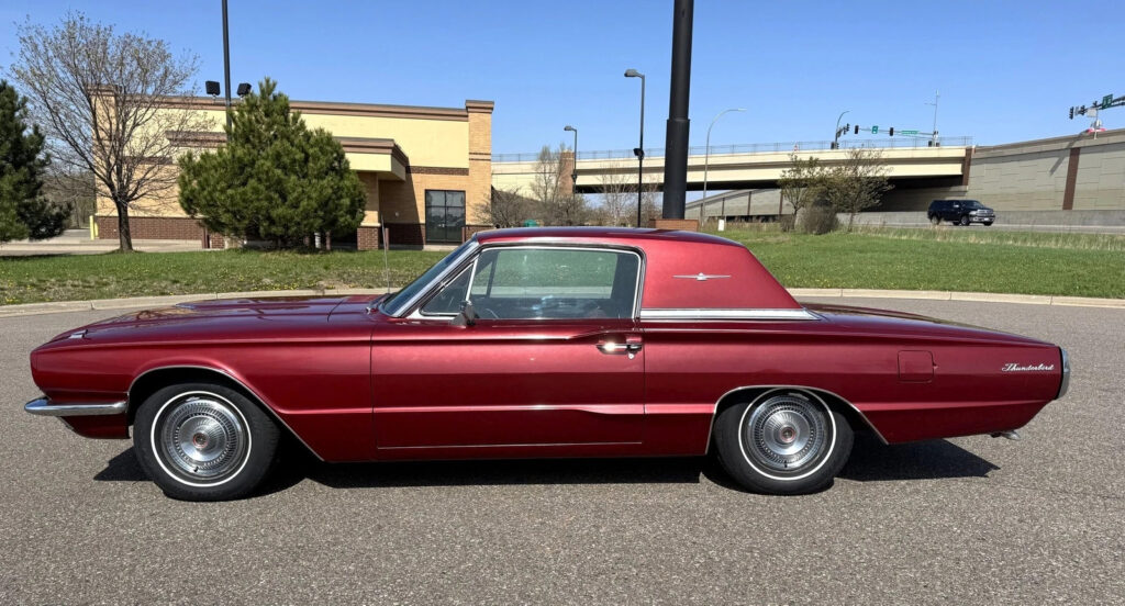 1966 Ford Thunderbird