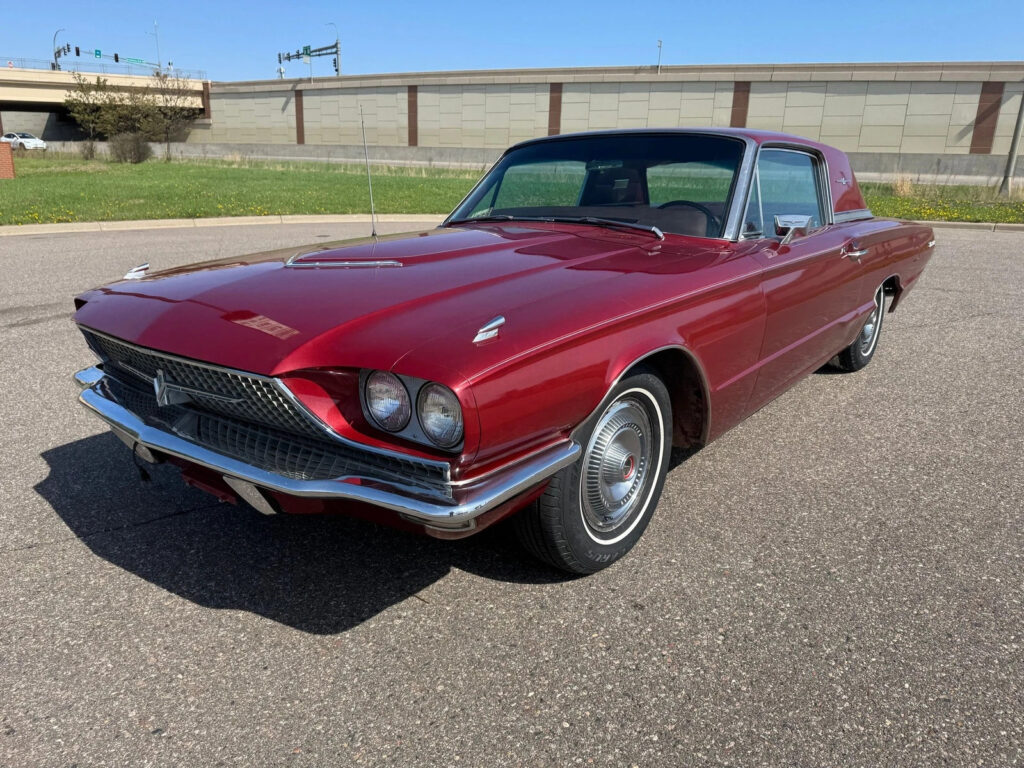 1966 Ford Thunderbird