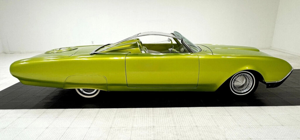 1962 Ford Thunderbird Custom Roadster