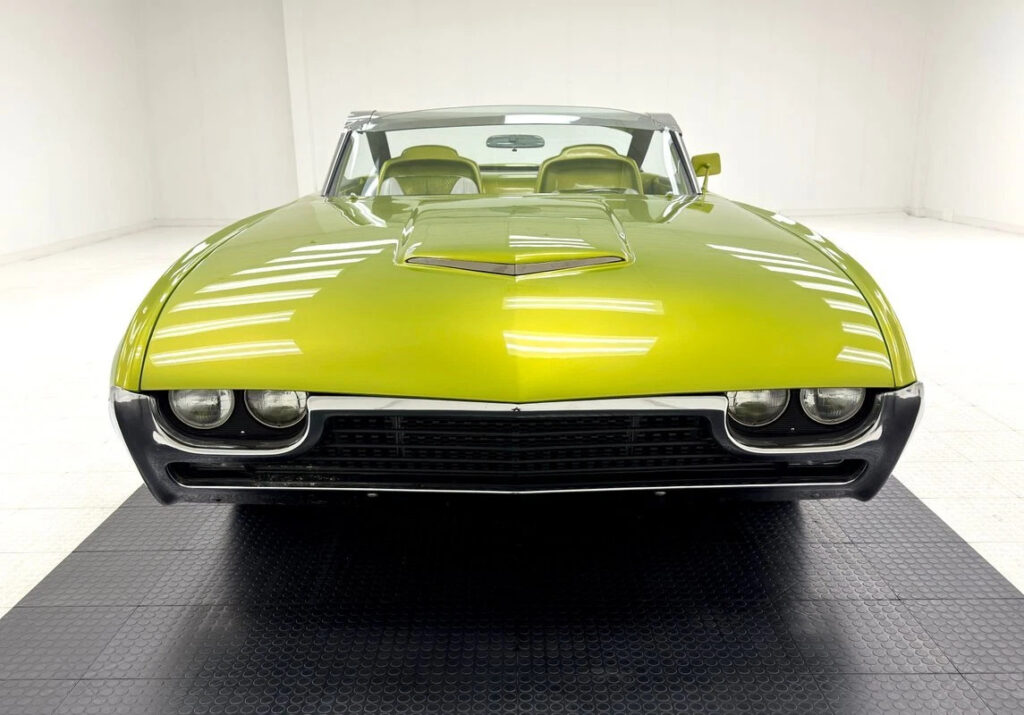 1962 Ford Thunderbird Custom Roadster