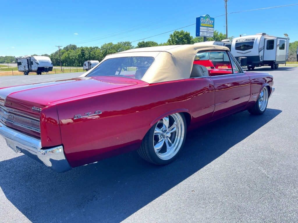 1964 Pontiac GTo Leather