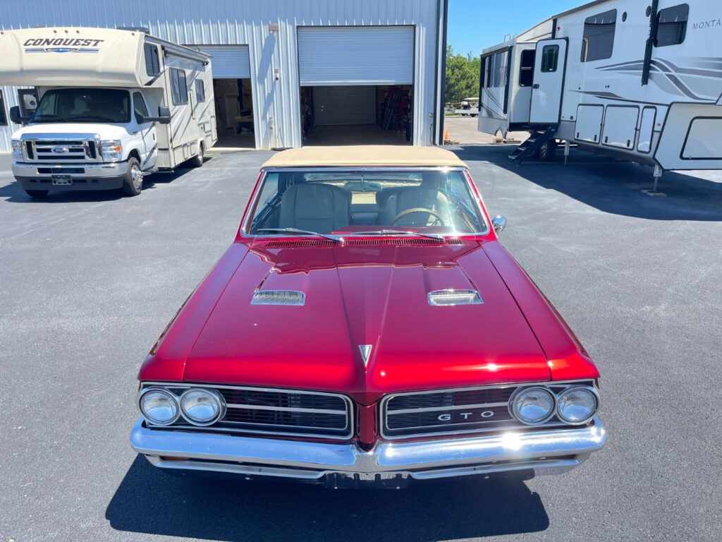 1964 Pontiac GTo Leather