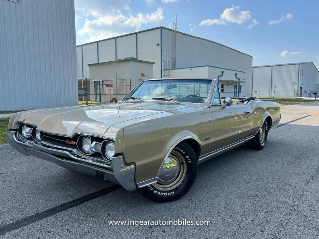 1967 Oldsmobile 442 Convertible