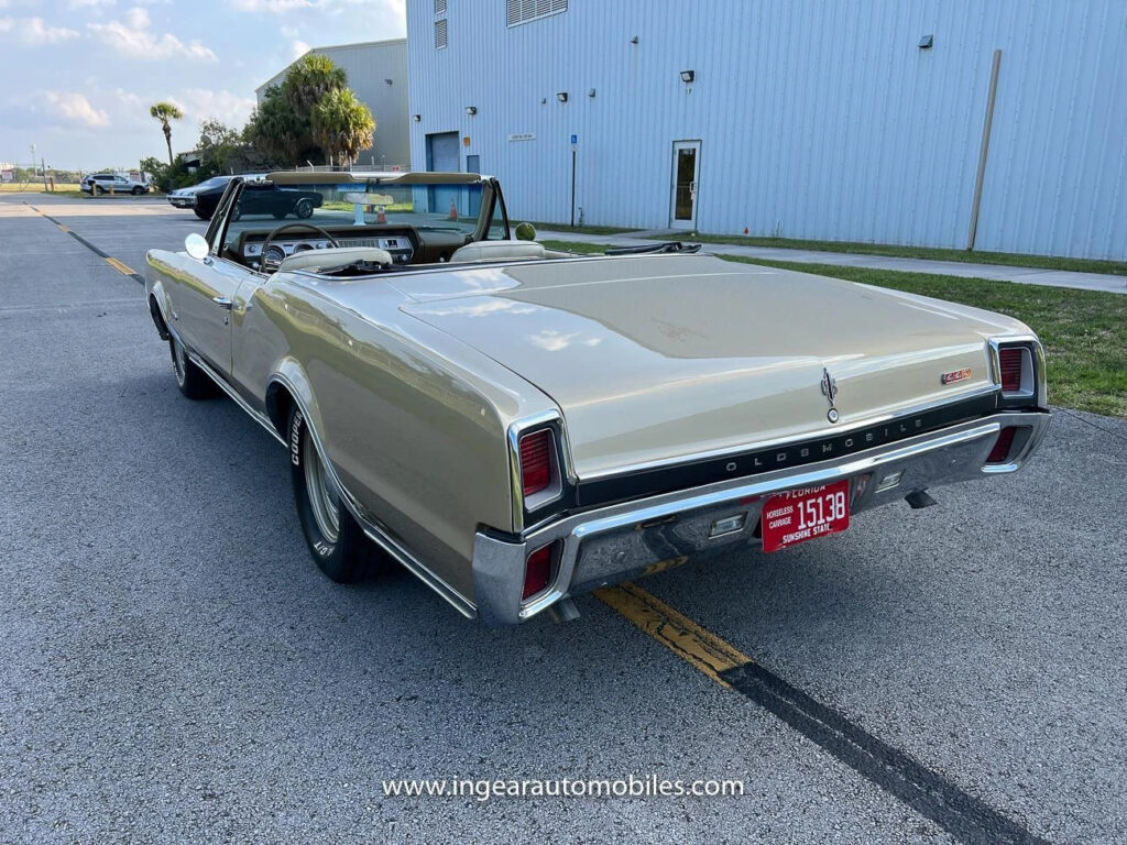 1967 Oldsmobile 442 Convertible