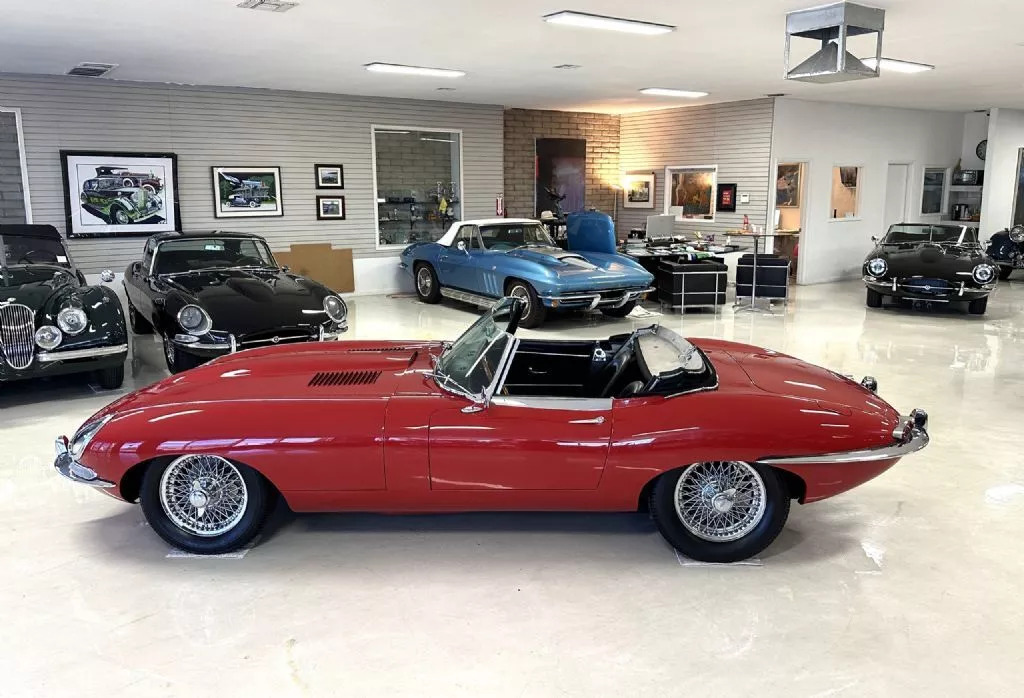 1962 Jaguar XKE Roadster / E-Type