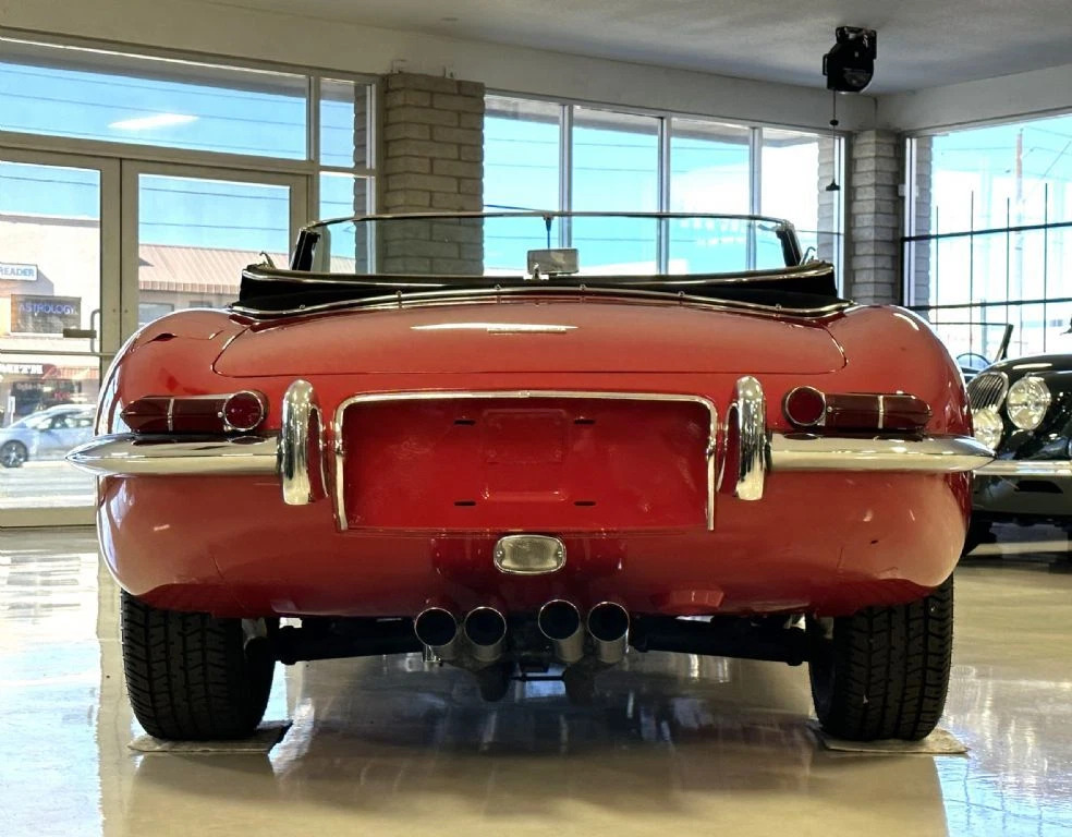 1962 Jaguar XKE Roadster / E-Type