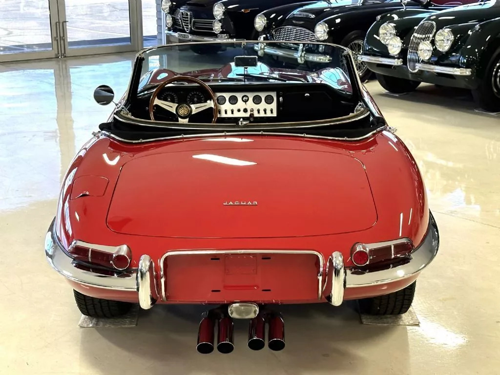 1962 Jaguar XKE Roadster / E-Type