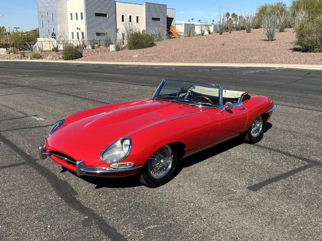 1962 Jaguar XKE Roadster / E-Type