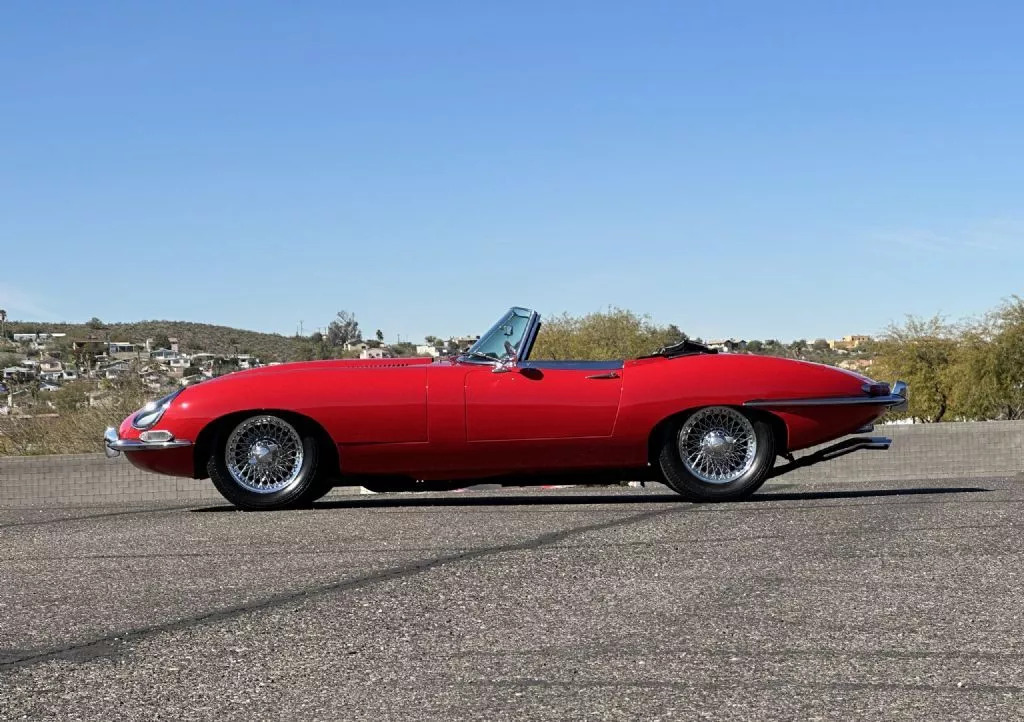 1962 Jaguar XKE Roadster / E-Type