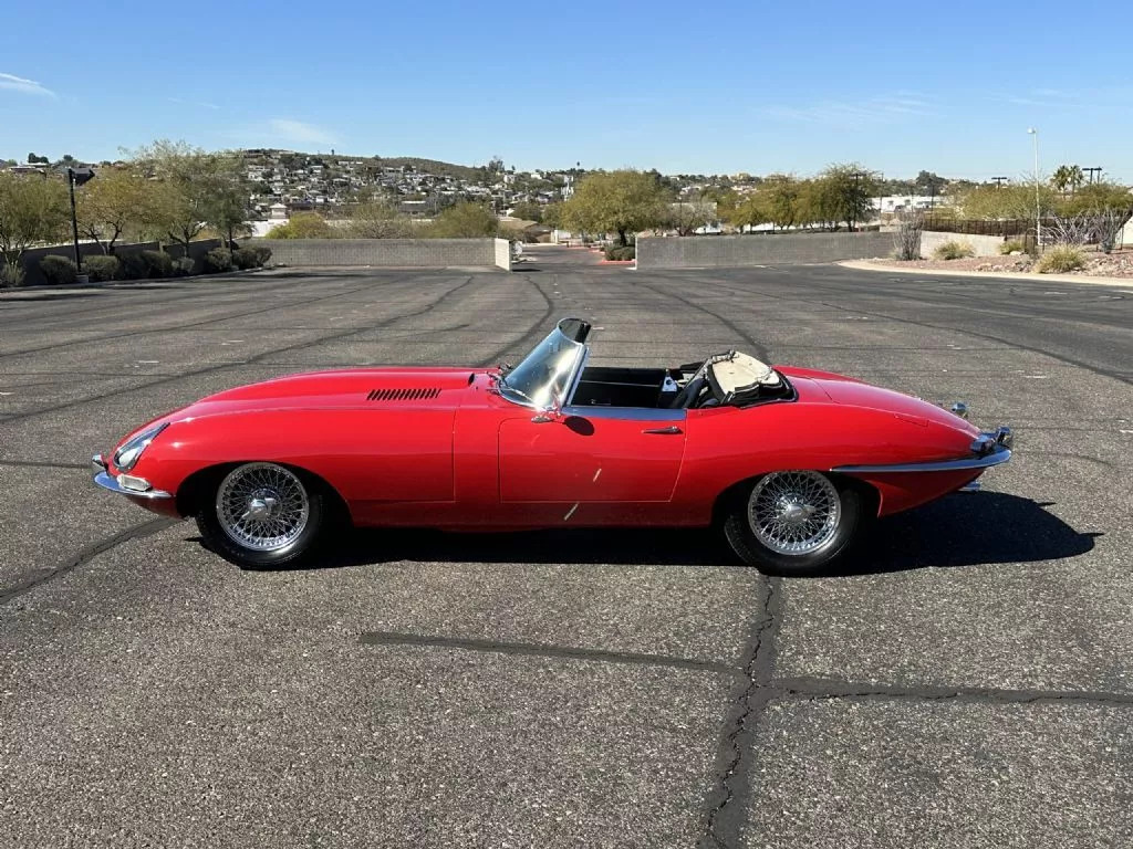 1962 Jaguar XKE Roadster / E-Type